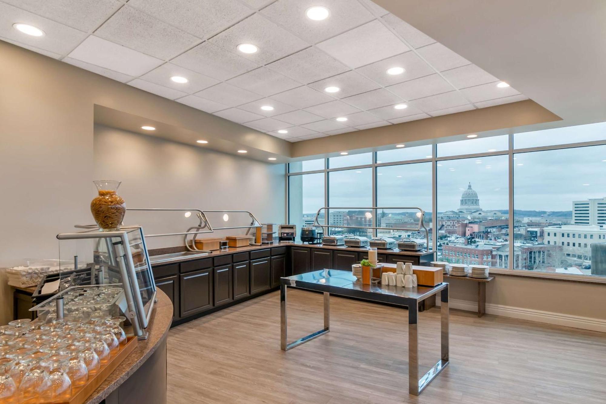 Doubletree By Hilton Jefferson City Eksteriør bilde